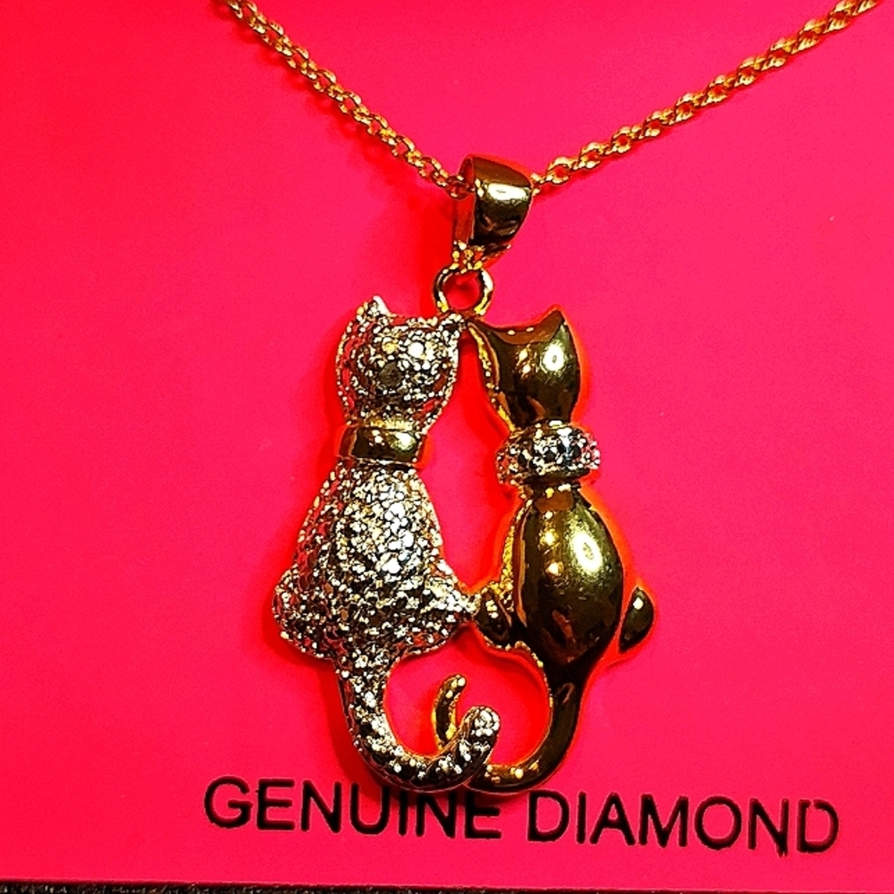 Signed Gold Plated Signed‎ Dolce Giovanna Diamond Accent Cat Necklace